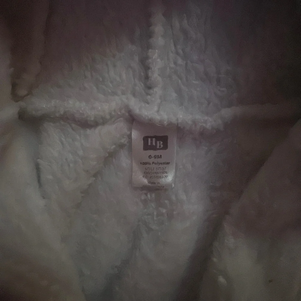 HB Baby Robe - Picture 3 of 3